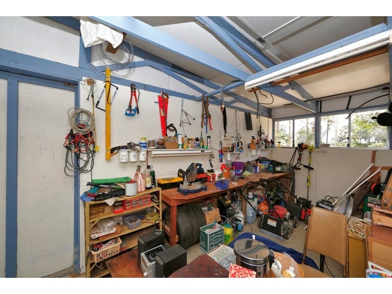 10 Louise Court, Branyan QLD 4670