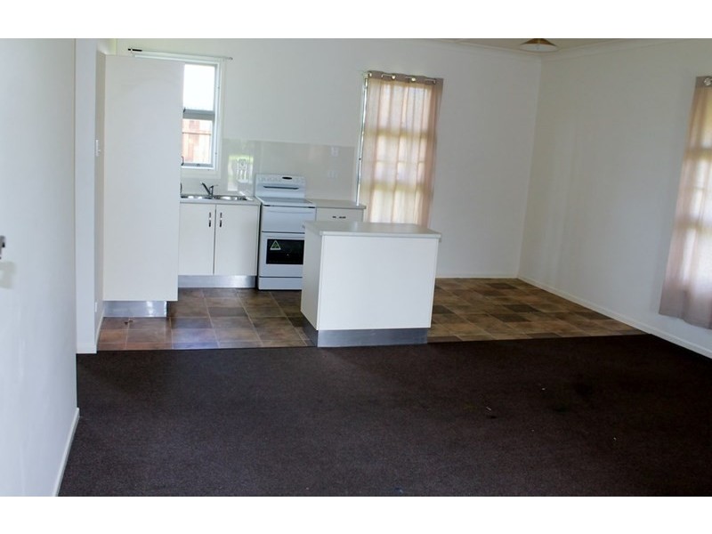 11 Mary Street, Bundaberg East QLD 4670