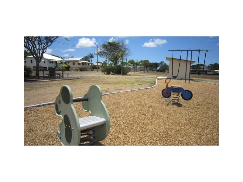 11 Mary Street, Bundaberg East QLD 4670