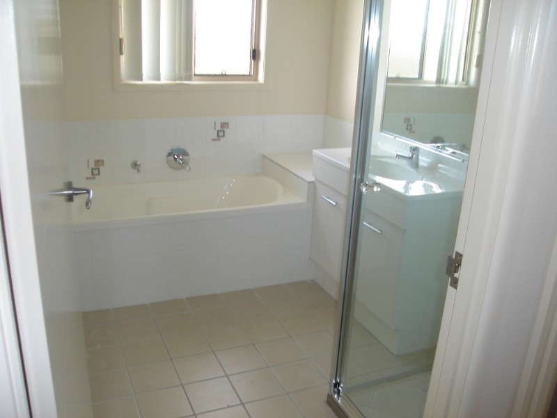 8 Regent Court, Bundaberg QLD 4670