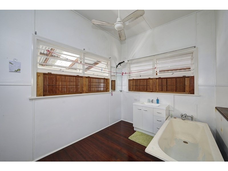 39 Branyan Street, Bundaberg West QLD 4670