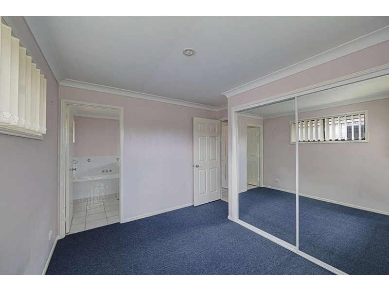 42 Pinto Avenue, Branyan QLD 4670