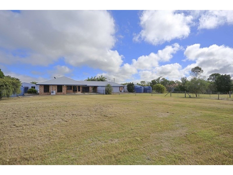 42 Pinto Avenue, Branyan QLD 4670