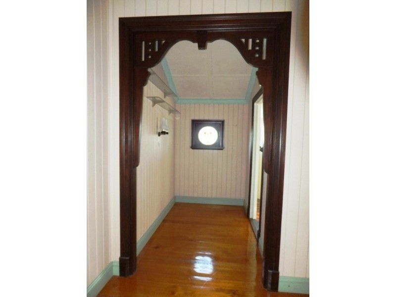 9 Macrossan Street, Childers QLD 4660