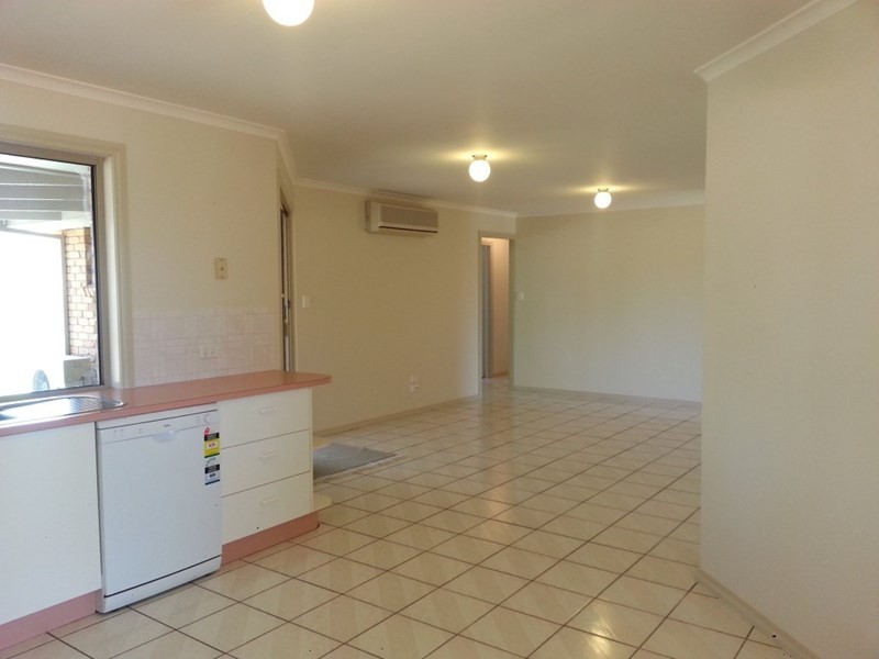 92 FE Walker Street, Kepnock QLD 4670