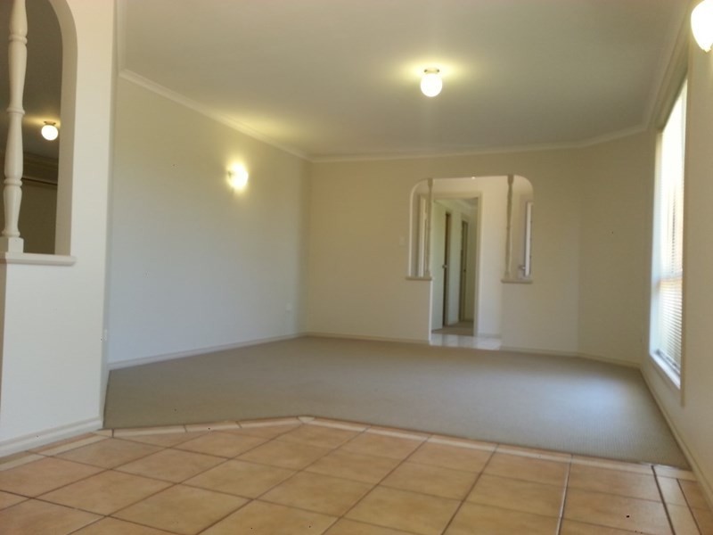 92 FE Walker Street, Kepnock QLD 4670