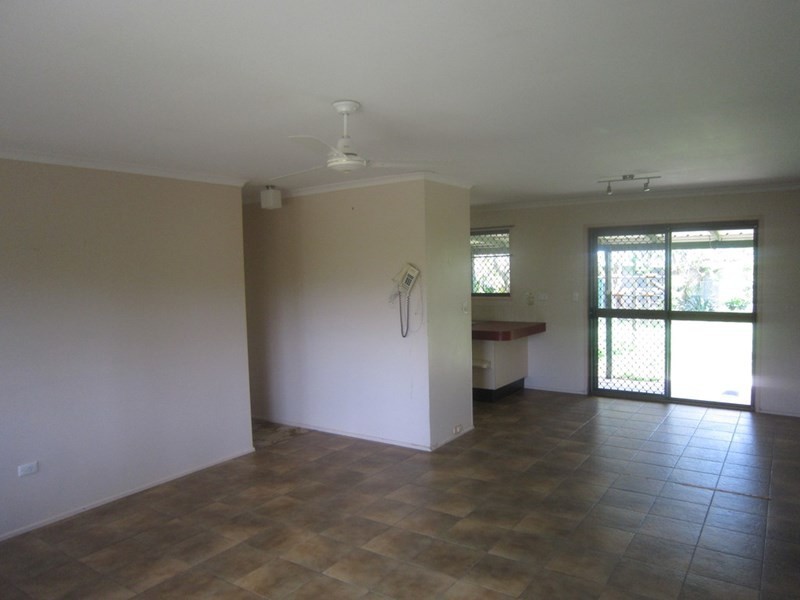 16 Bonna Road, Branyan QLD 4670
