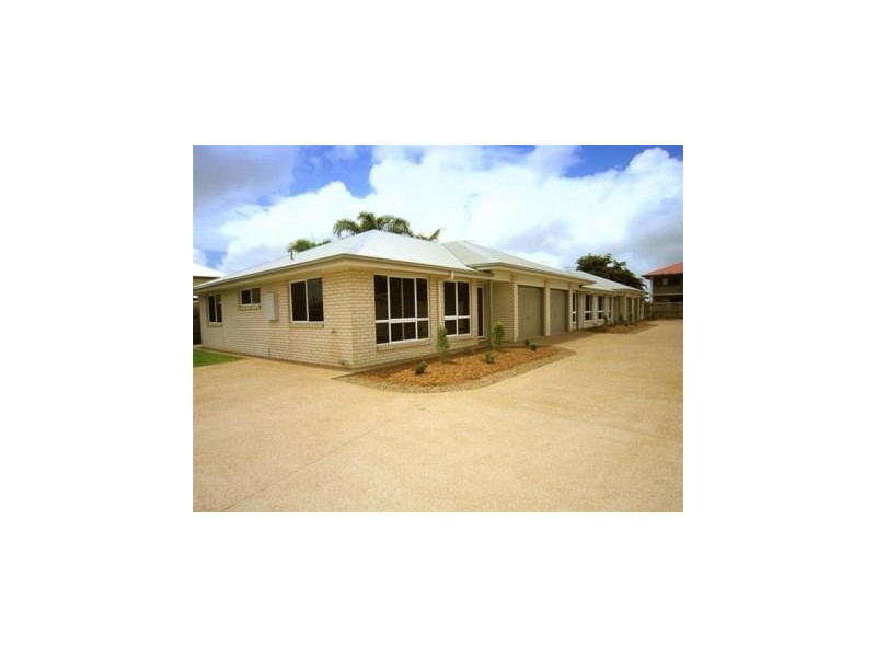 2/82 Woondooma Street, Bundaberg Central QLD 4670