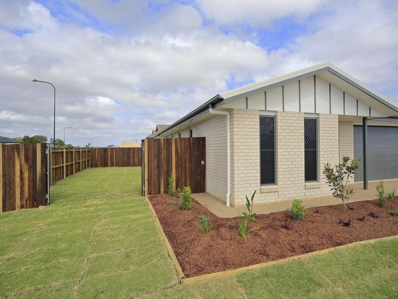 1/1 Alison Street, Kalkie QLD 4670