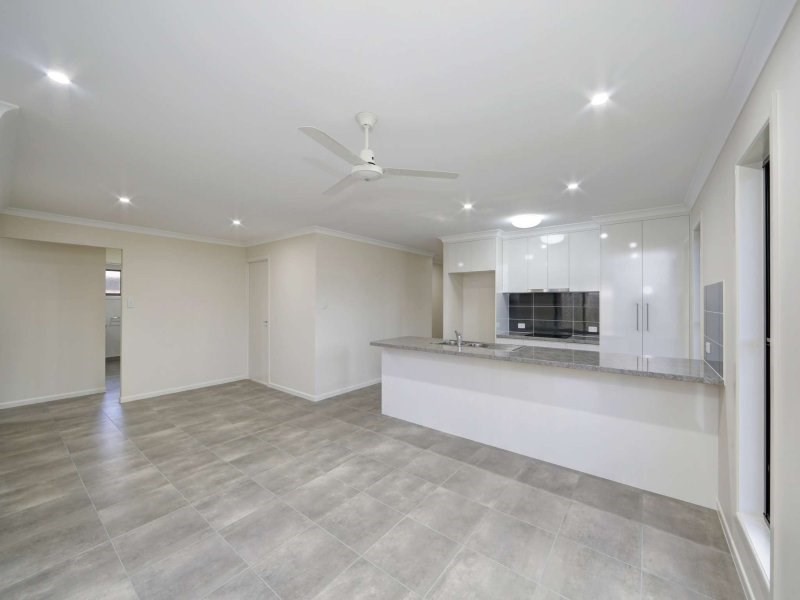 1/1 Alison Street, Kalkie QLD 4670