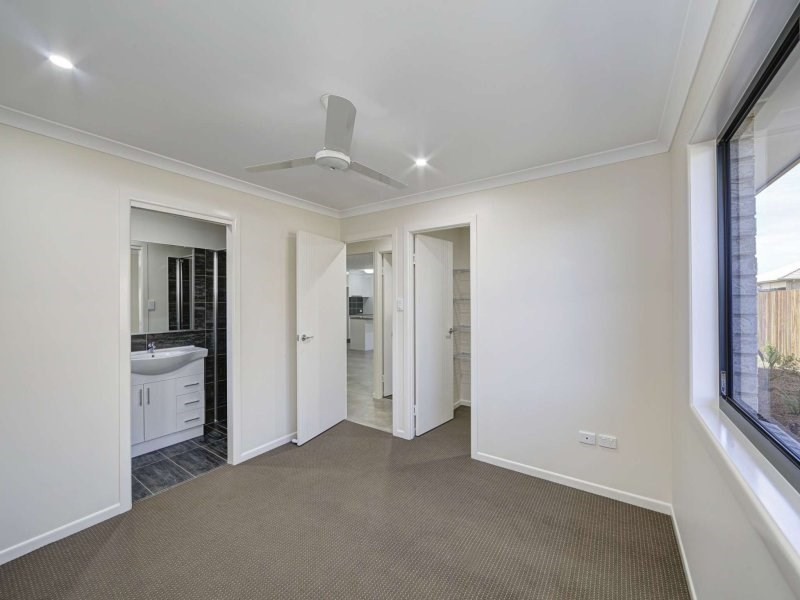 1/1 Alison Street, Kalkie QLD 4670