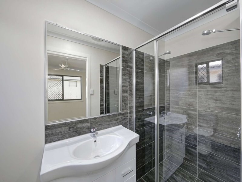 1/1 Alison Street, Kalkie QLD 4670