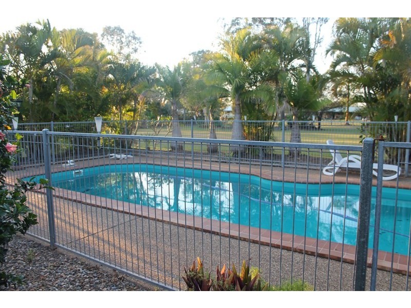 18 Park Estate Drive, Branyan QLD 4670