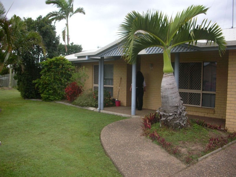 4 Peek Street, Bundaberg North QLD 4670