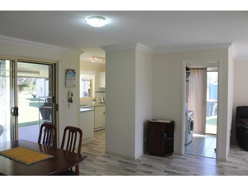 12 Aquamarine Road, Branyan QLD 4670