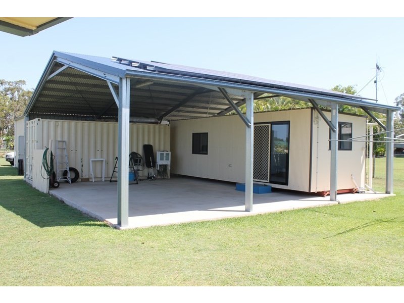 12 Aquamarine Road, Branyan QLD 4670