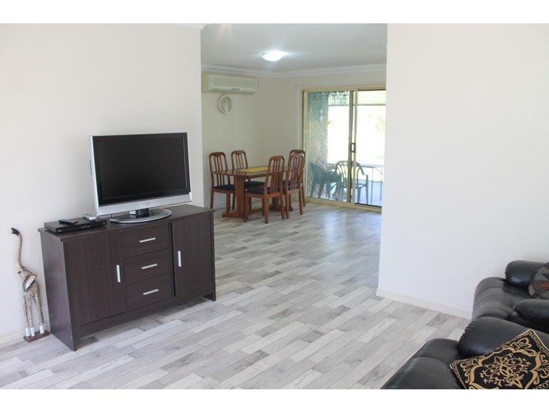 12 Aquamarine Road, Branyan QLD 4670