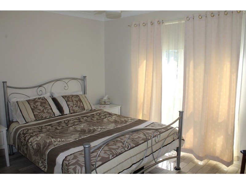 12 Aquamarine Road, Branyan QLD 4670