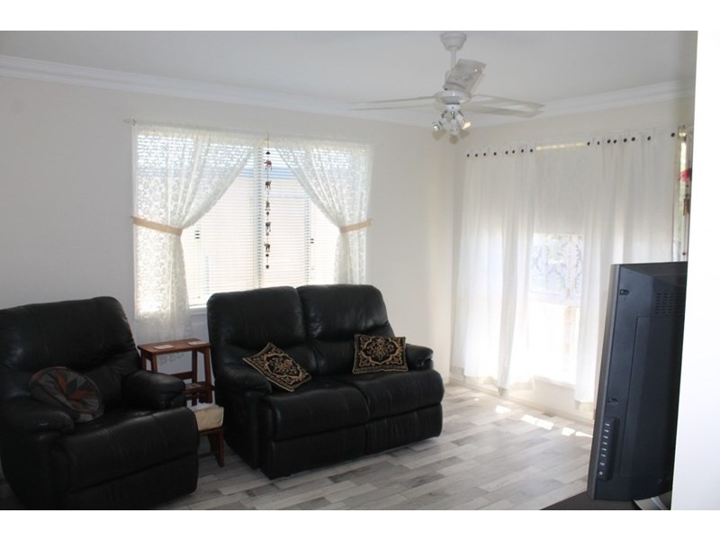 12 Aquamarine Road, Branyan QLD 4670