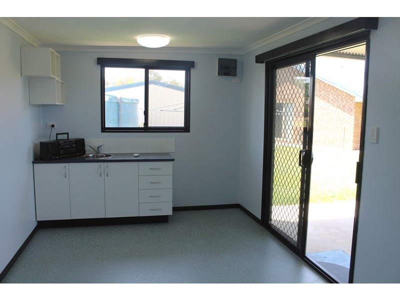 12 Aquamarine Road, Branyan QLD 4670