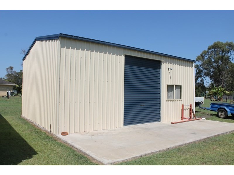 12 Aquamarine Road, Branyan QLD 4670