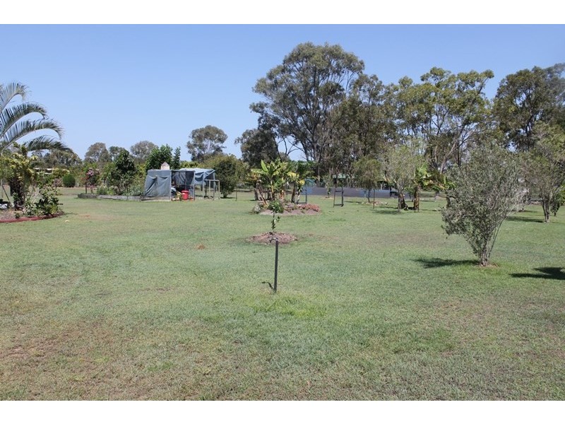 12 Aquamarine Road, Branyan QLD 4670
