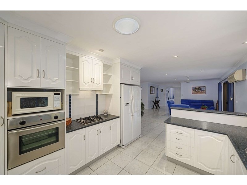 24 Plum Tree Crescent, Moore Park Beach QLD 4670