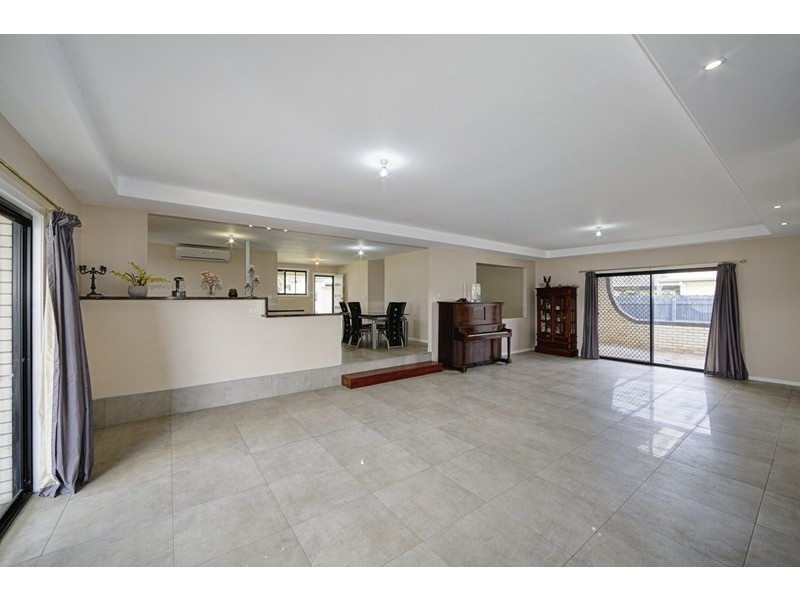 9 Strathdee Avenue, Bundaberg South QLD 4670