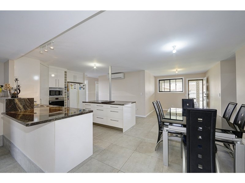 9 Strathdee Avenue, Bundaberg South QLD 4670