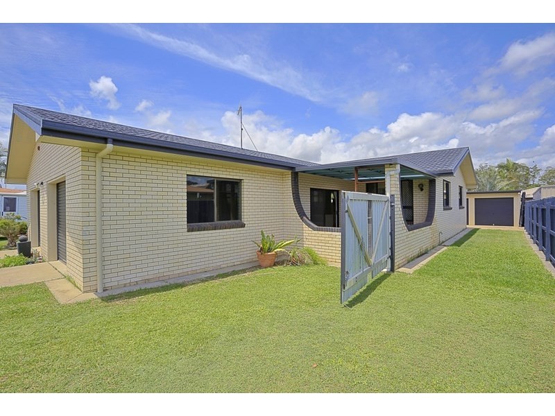 9 Strathdee Avenue, Bundaberg South QLD 4670