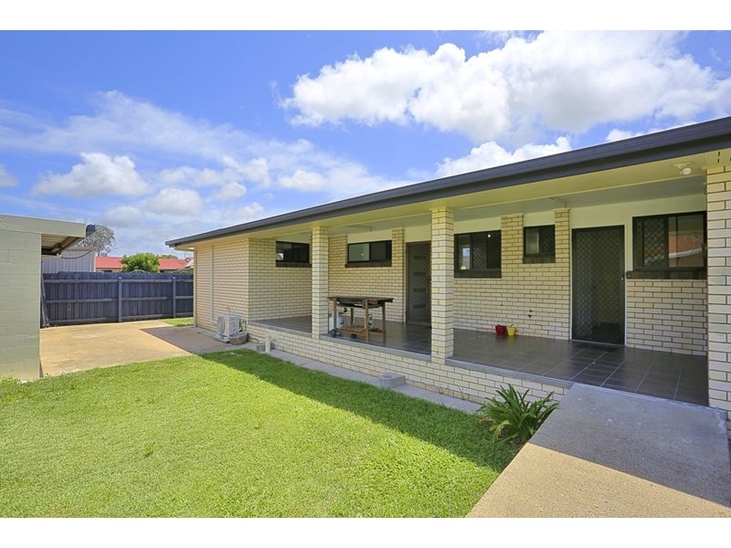 9 Strathdee Avenue, Bundaberg South QLD 4670