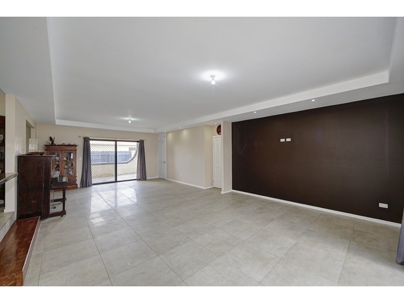 9 Strathdee Avenue, Bundaberg South QLD 4670