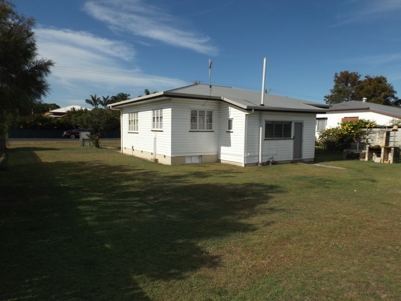 364 Bourbong Street, Millbank QLD 4670