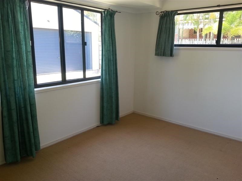 30 Westview Street, Avoca QLD 4670