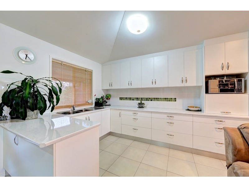 143 Woodbury Drive, South Kolan QLD 4670