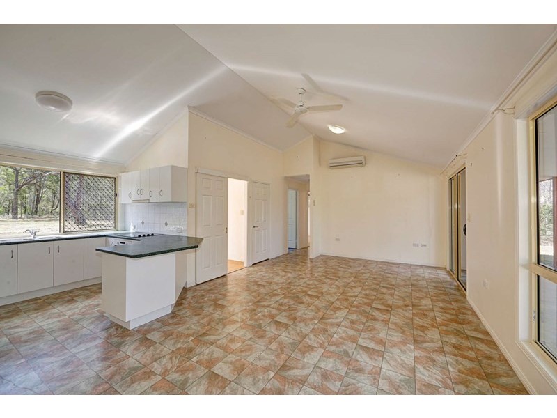 36 Pharlap Parade, Branyan QLD 4670