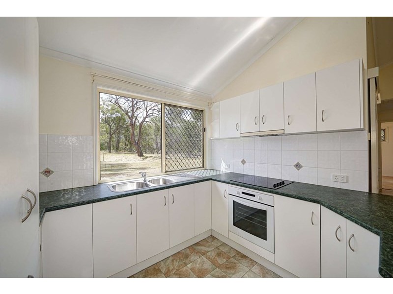 36 Pharlap Parade, Branyan QLD 4670