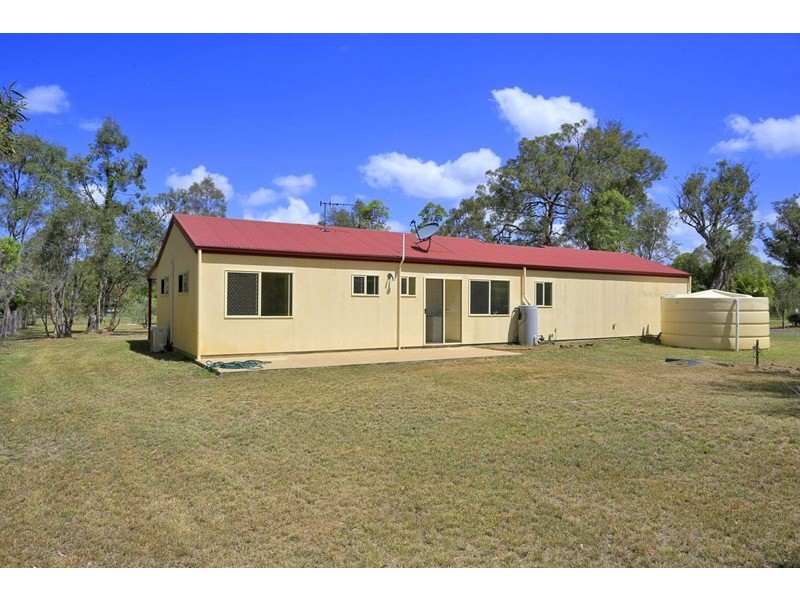 36 Pharlap Parade, Branyan QLD 4670