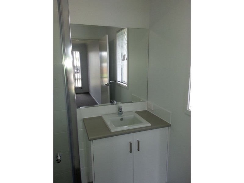 1 Jeune Court, Branyan QLD 4670