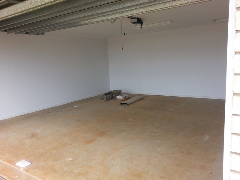 1 Jeune Court, Branyan QLD 4670