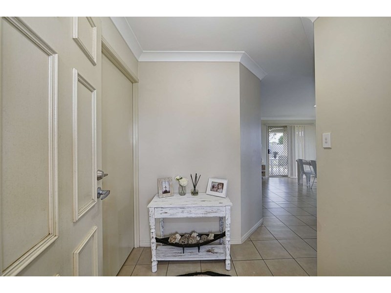 5 Blake Court, Thabeban QLD 4670
