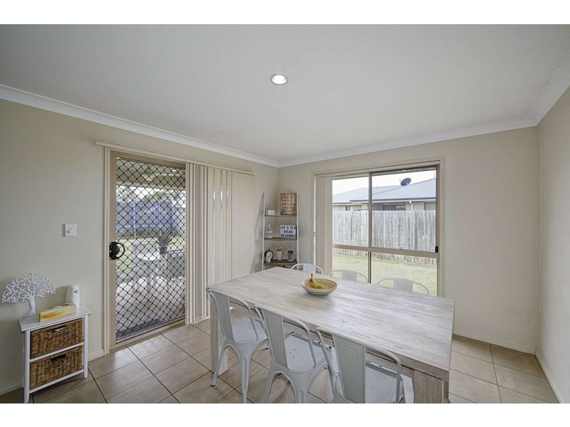 5 Blake Court, Thabeban QLD 4670