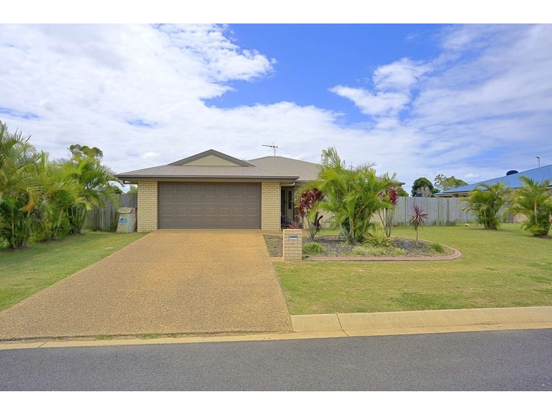 5 Blake Court, Thabeban QLD 4670