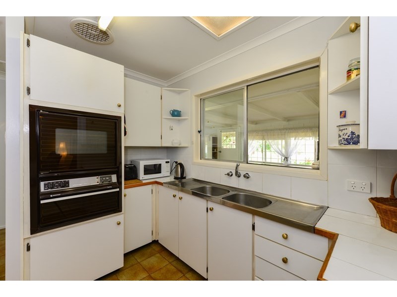 22 Wilson Street, Kepnock QLD 4670