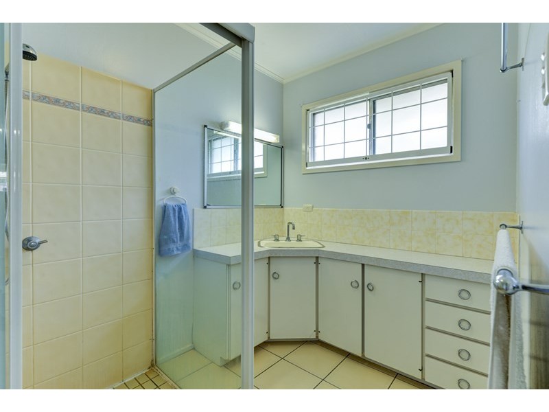 22 Wilson Street, Kepnock QLD 4670