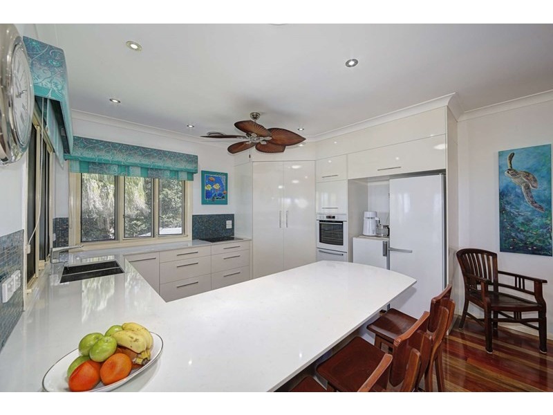 250 Sylvan Drive, Moore Park Beach QLD 4670