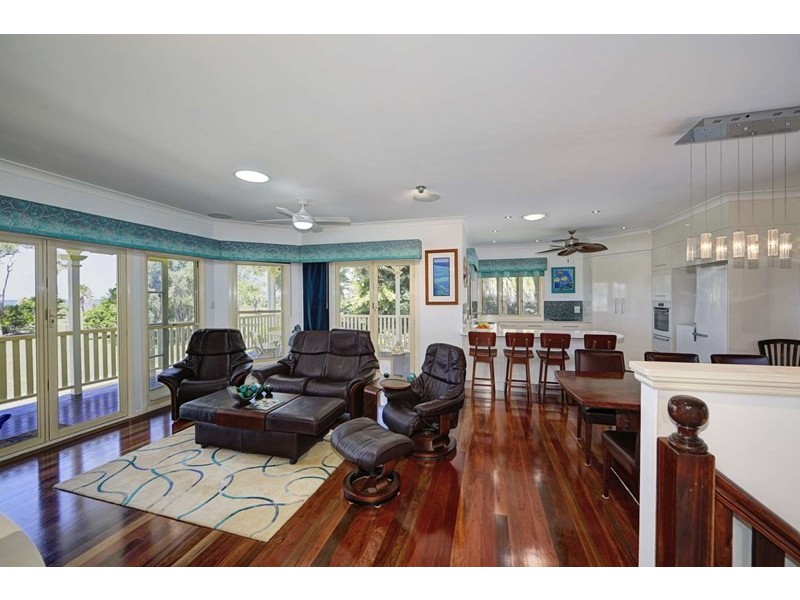 250 Sylvan Drive, Moore Park Beach QLD 4670