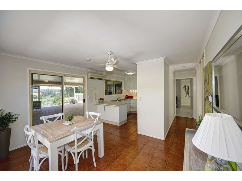 1 Louise Court, Branyan QLD 4670