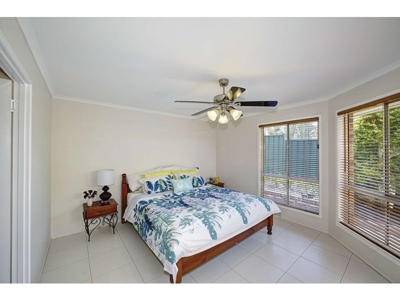 1 Louise Court, Branyan QLD 4670