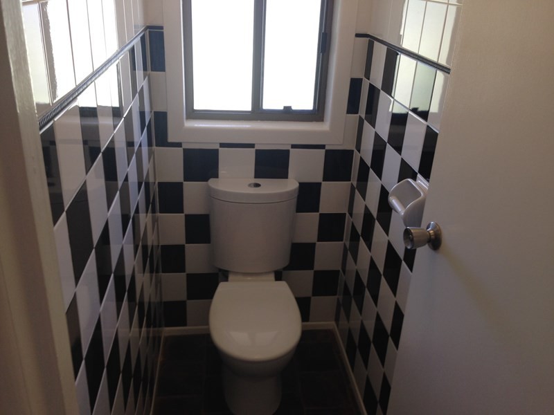 13 Allawah Road, Avenell Heights QLD 4670